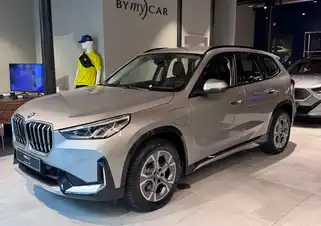 X1 xDrive 25e 245ch DKG7
