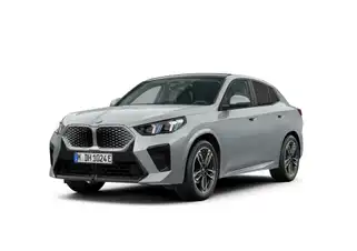 iX2 eDrive20 204ch BVA