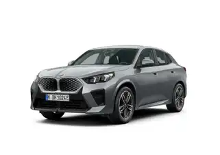 iX2 eDrive20 204ch BVA