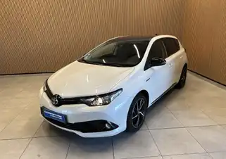 Auris Hybride 136h