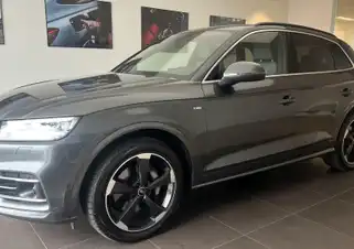 Q5 55 TFSI e 367 S tronic 7 Quattro