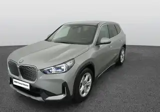 iX1 eDrive20 204ch BVA