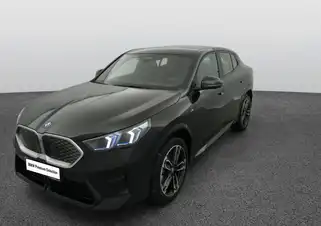iX2 eDrive20 204ch BVA