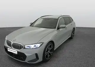 Touring 330e 292 ch BVA8